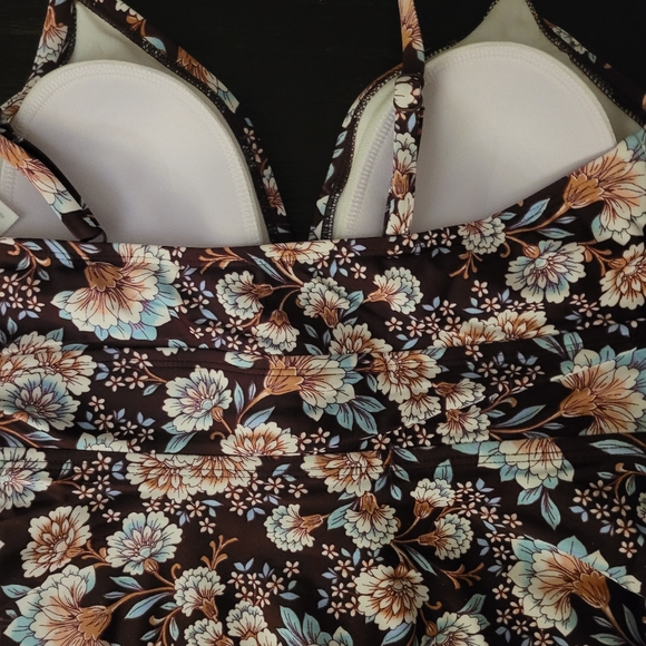 Tankini bathing suit top - Picture 3 of 4
